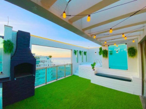 Exclusive Beachfront Penthouse: Private Pool, Amazing View